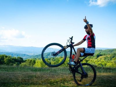 62504608-f8e6-457f-bd07-c7807c40ee40